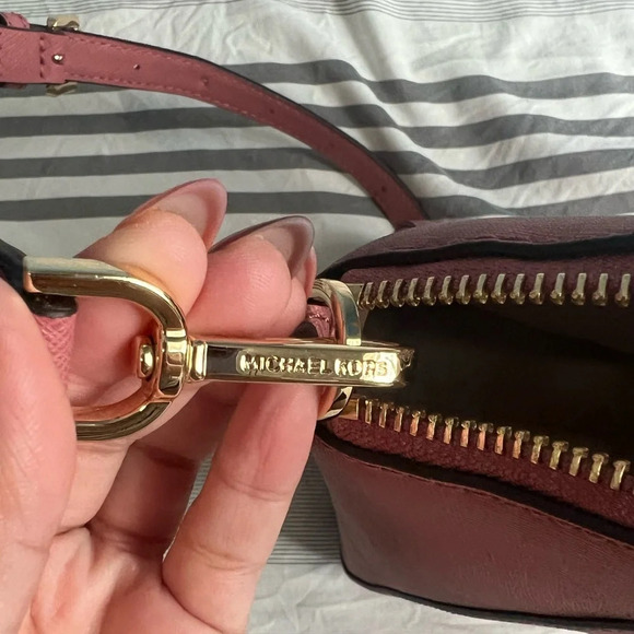 Michael Kors Ciara large leather satchel in rose. - Picture 12 of 16